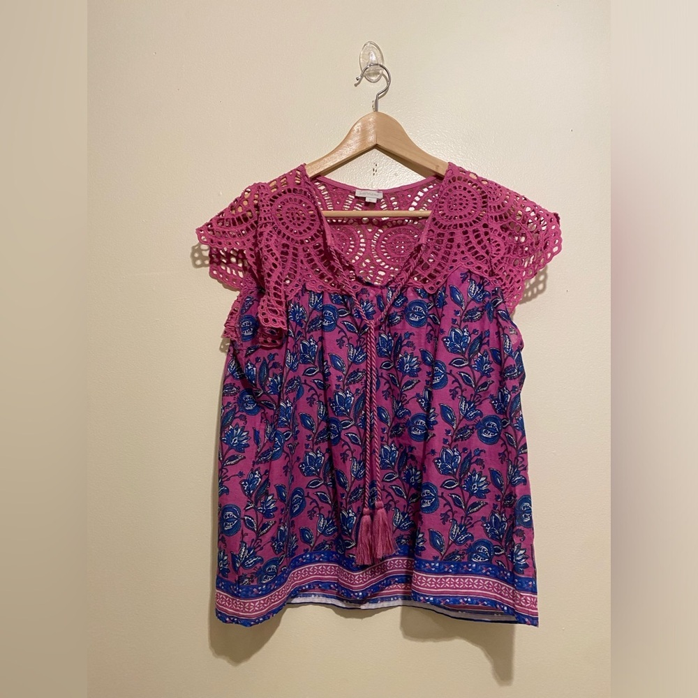 Jennifer & Grace Floral Crochet Pink and Blue Women's Top. Size M